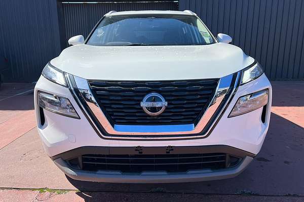 2024 Nissan X-TRAIL ST T33