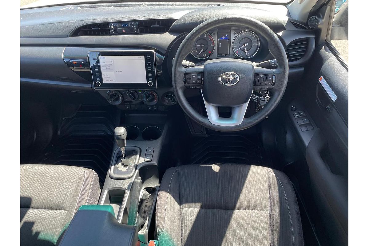 2024 Toyota Hilux SR GUN126R 4X4