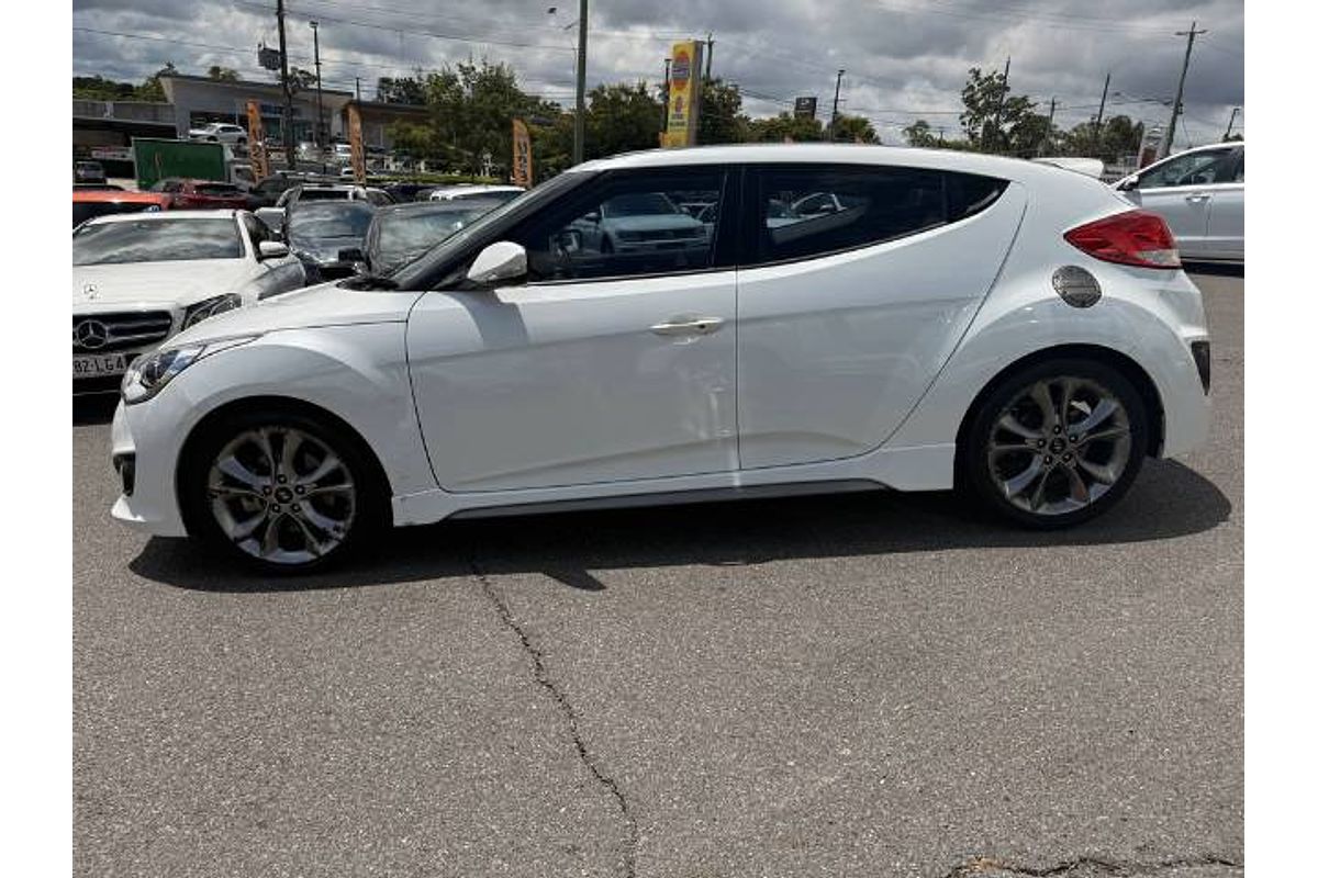 2015 Hyundai Veloster SR Turbo FS5 Series II