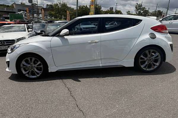 2015 Hyundai Veloster SR Turbo FS5 Series II