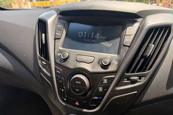 2015 Hyundai Veloster SR Turbo FS5 Series II