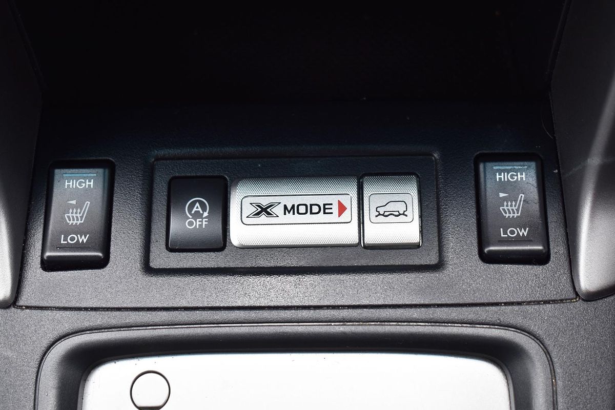 2014 Subaru Forester 2.5i Luxury S4