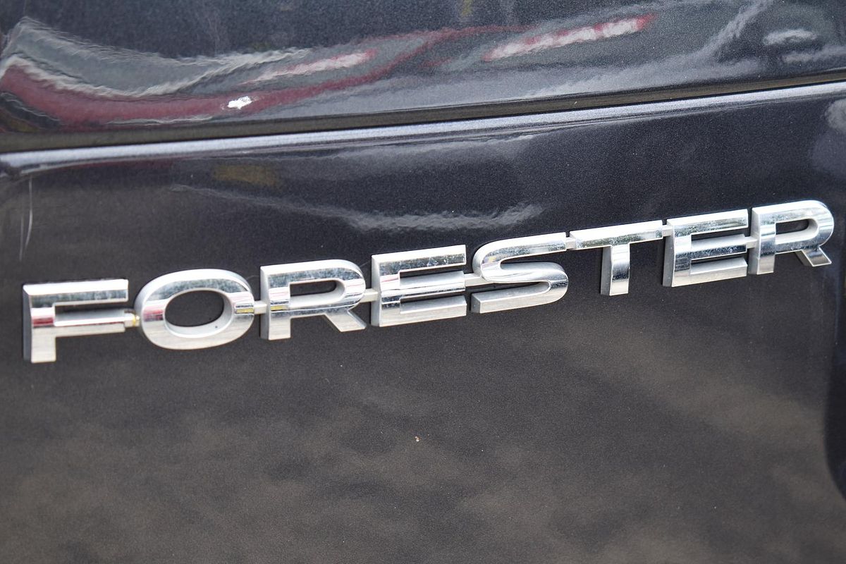 2014 Subaru Forester 2.5i Luxury S4