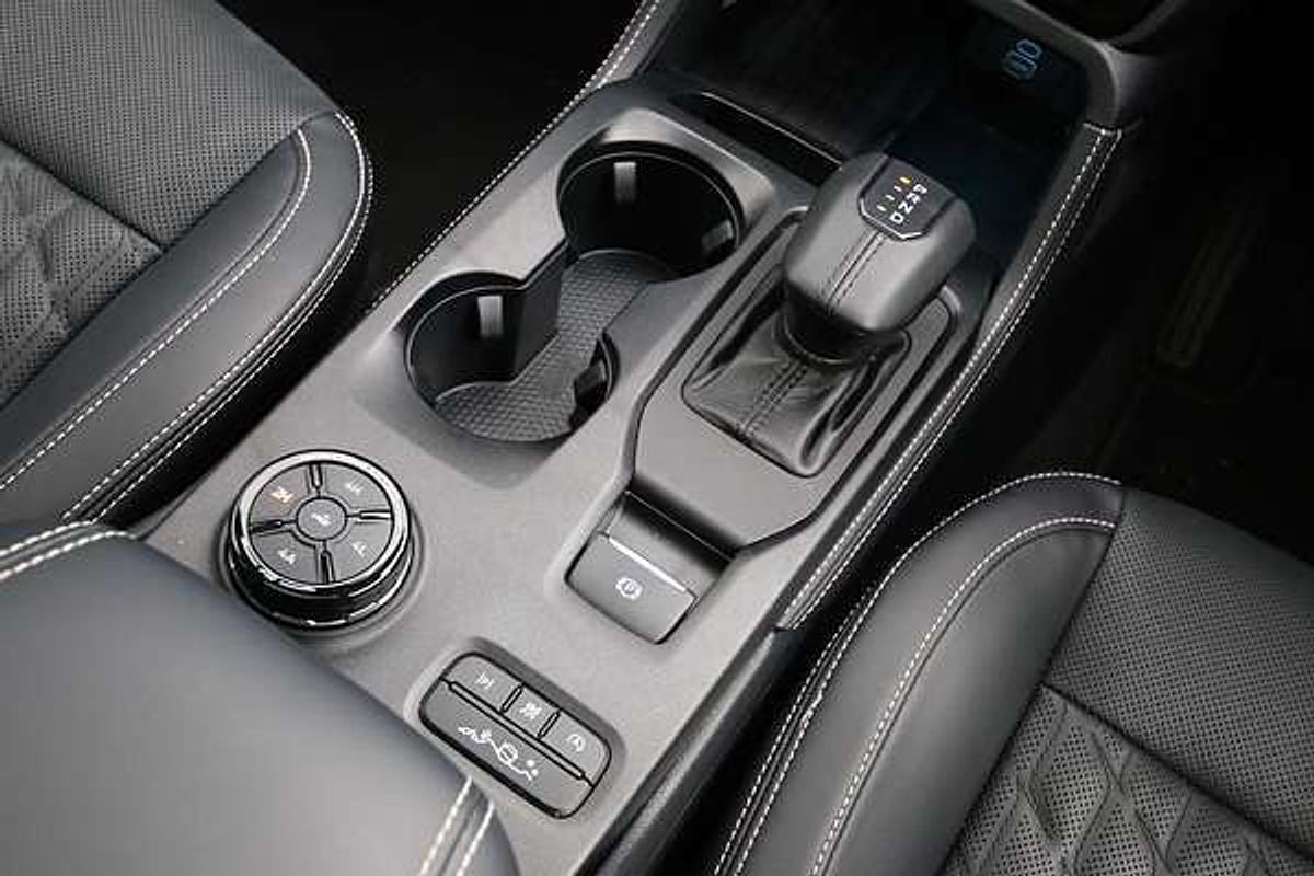 2024 Ford Everest Platinum