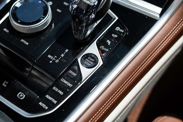 2022 BMW 8 Series M850i xDrive G14 LCI