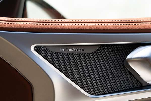 2022 BMW 8 Series M850i xDrive G14 LCI