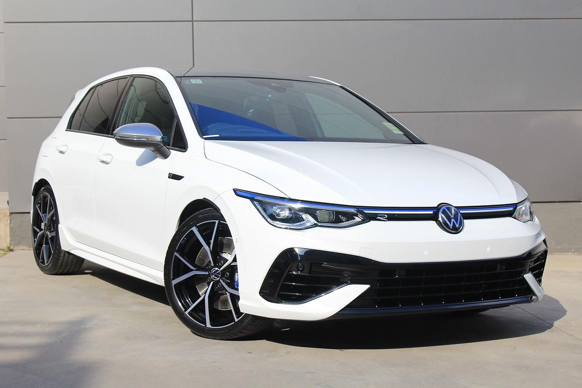 2024 Volkswagen Golf R 8