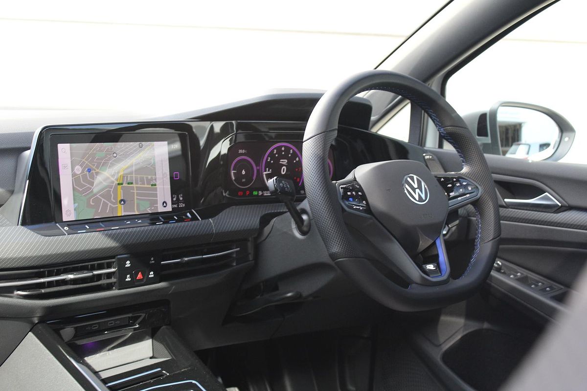 2024 Volkswagen Golf R 8
