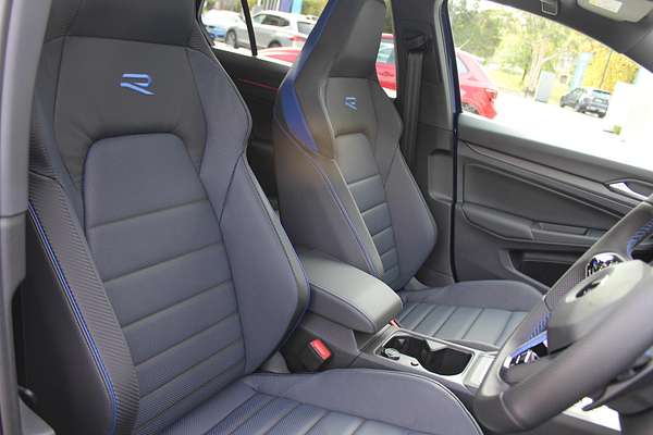 2024 Volkswagen Golf R 8