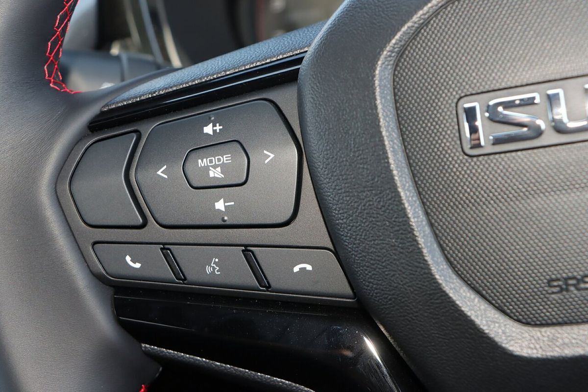 2024 Isuzu D-MAX X-TERRAIN 4X4