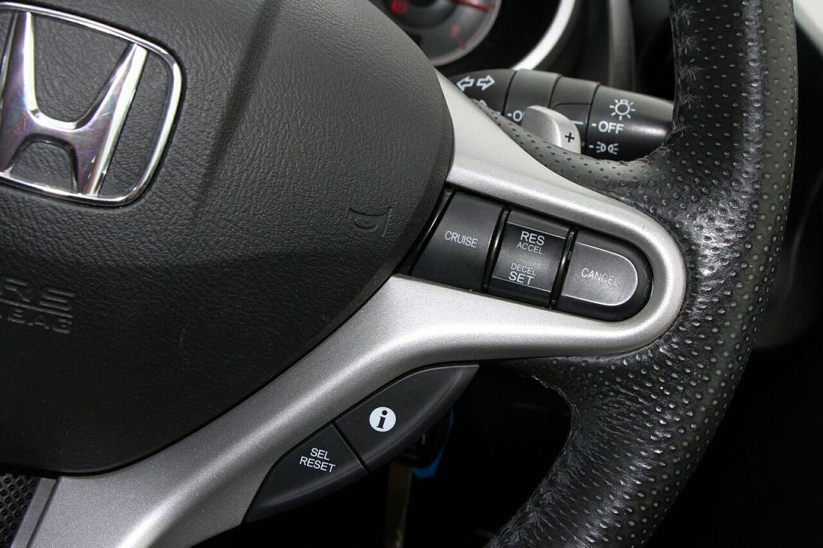 2013 Honda Jazz Vibe-S GE