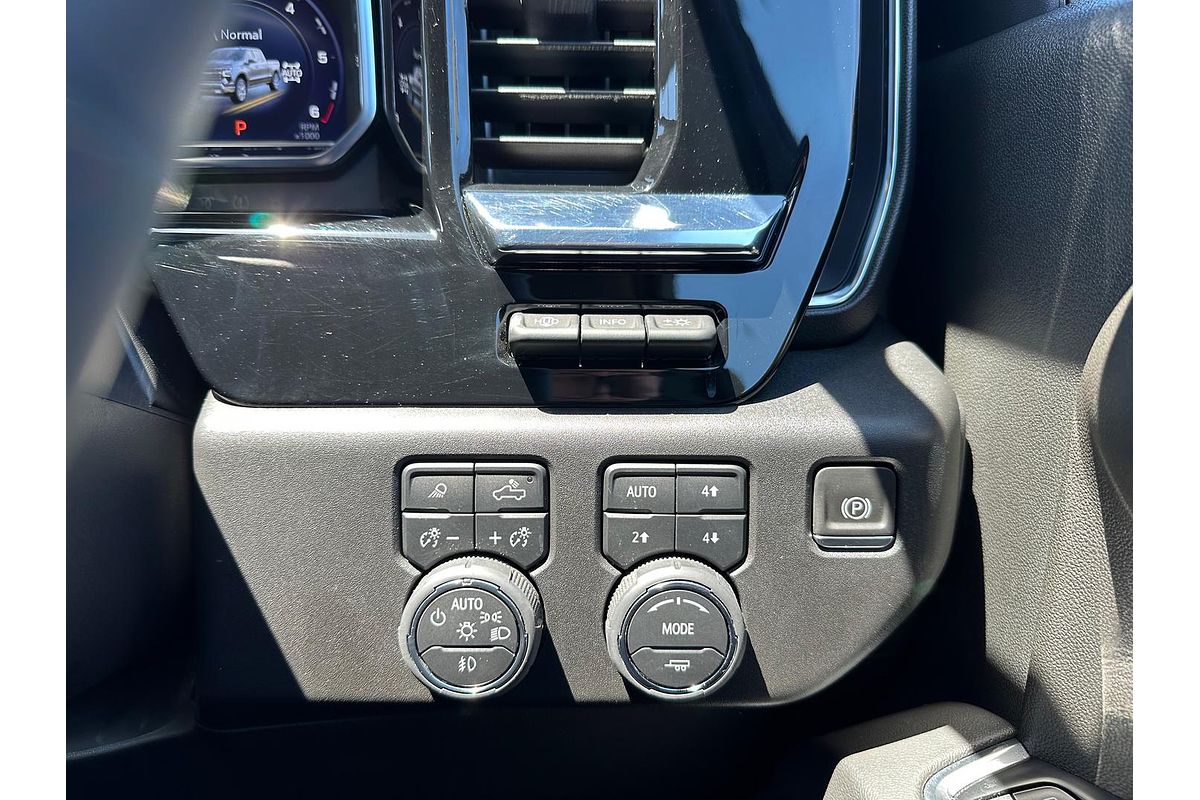 2023 Chevrolet Silverado 1500 LTZ Premium W/Tech Pack T1 4X4