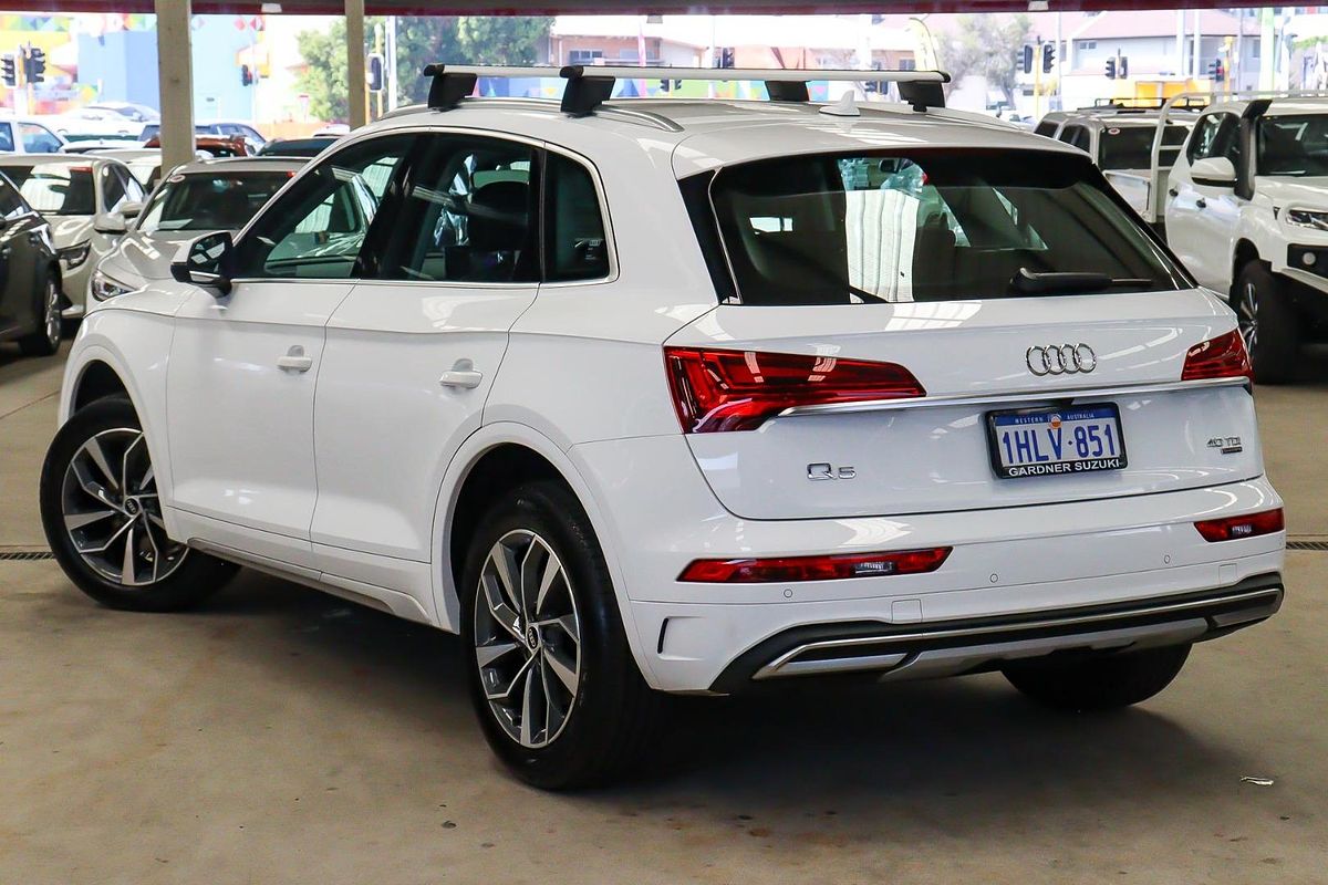 2022 Audi Q5 40 TDI FY