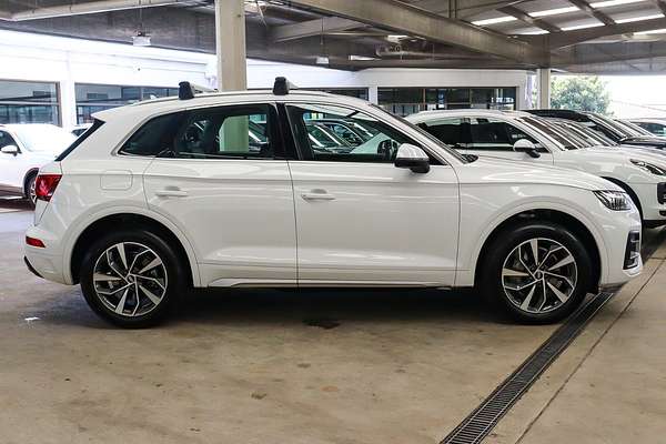 2022 Audi Q5 40 TDI FY