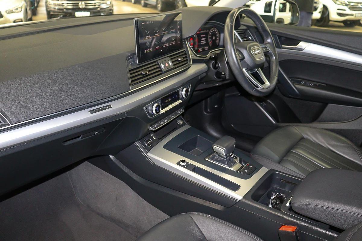 2022 Audi Q5 40 TDI FY