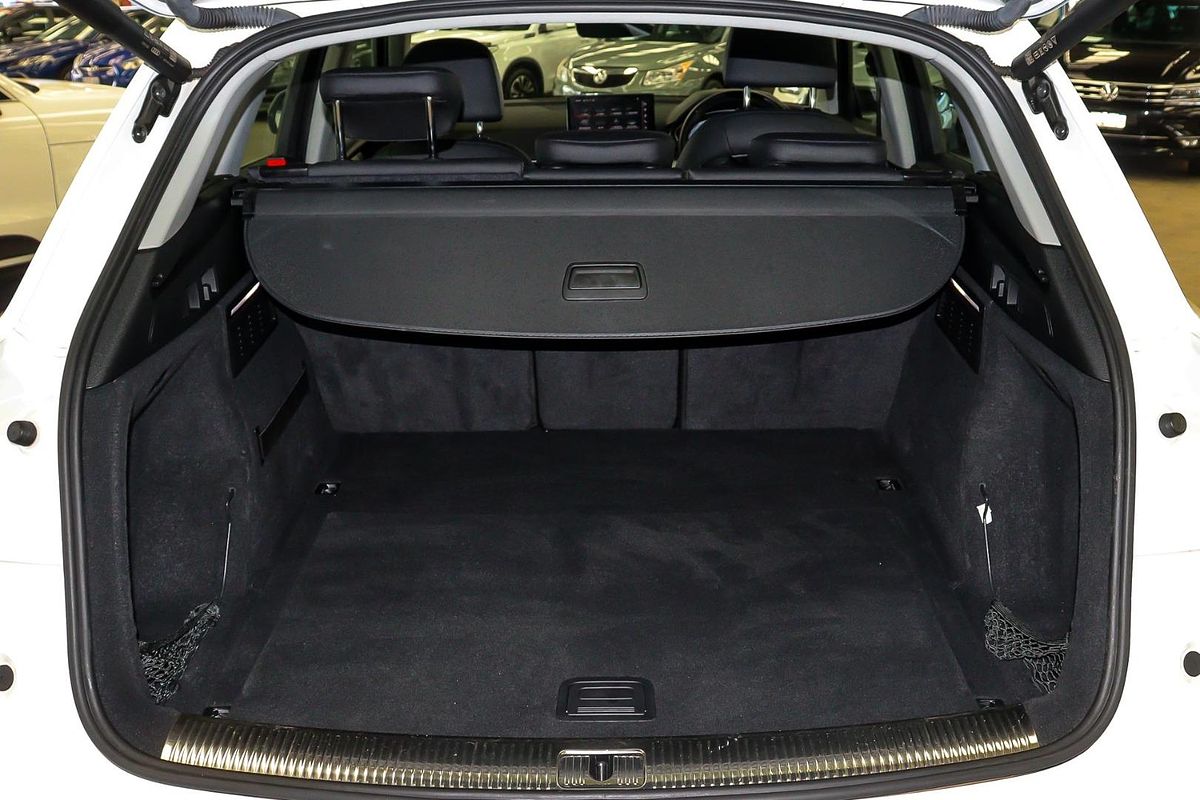 2022 Audi Q5 40 TDI FY