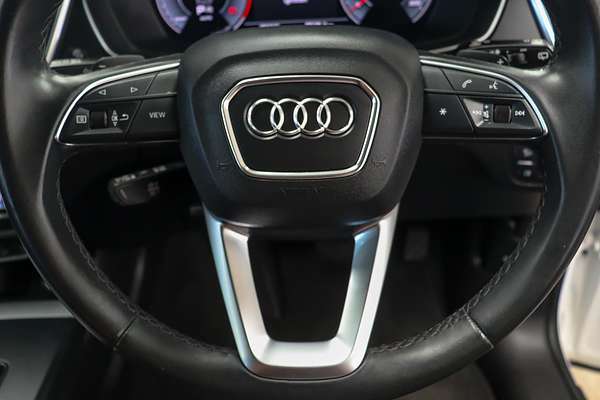 2022 Audi Q5 40 TDI FY