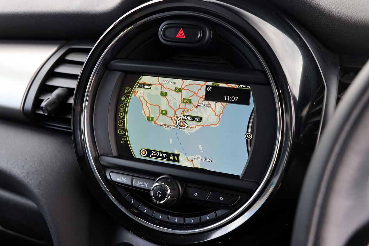 2015 MINI Hatch Cooper F56