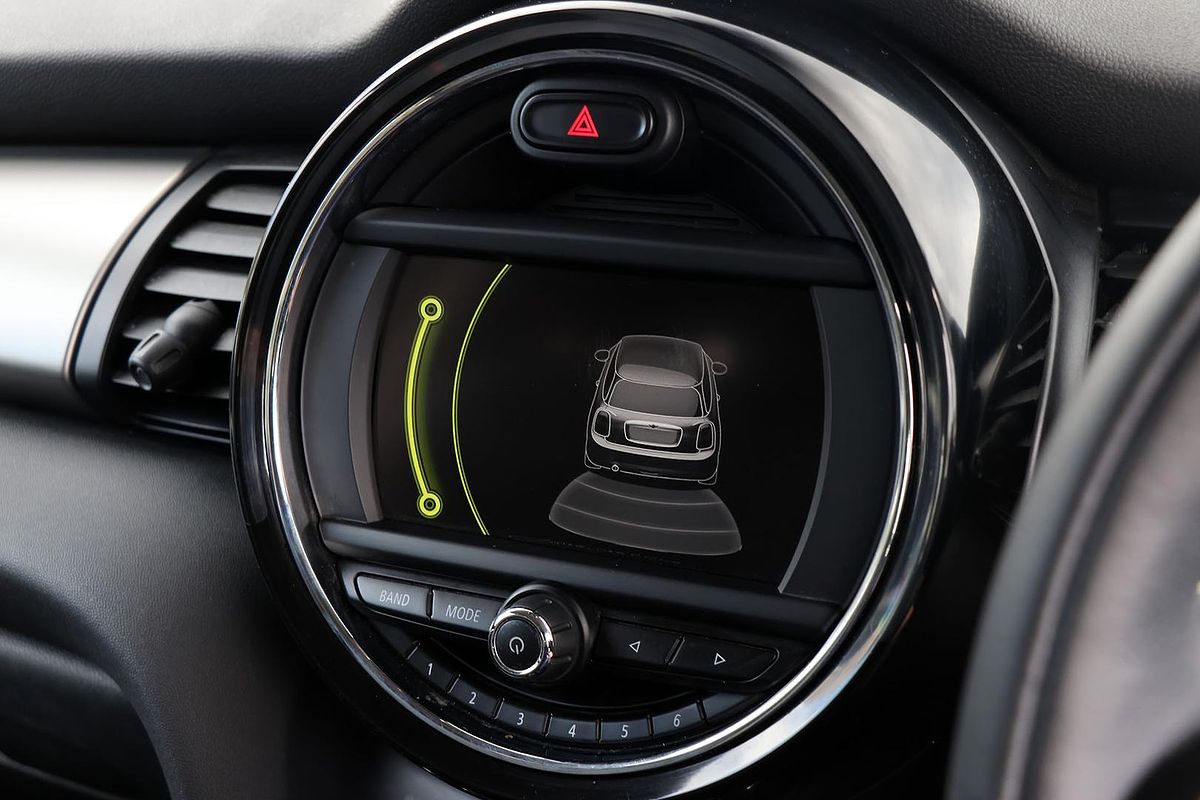 2015 MINI Hatch Cooper F56