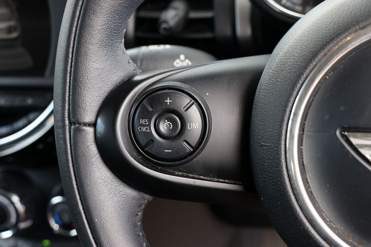 2015 MINI Hatch Cooper F56