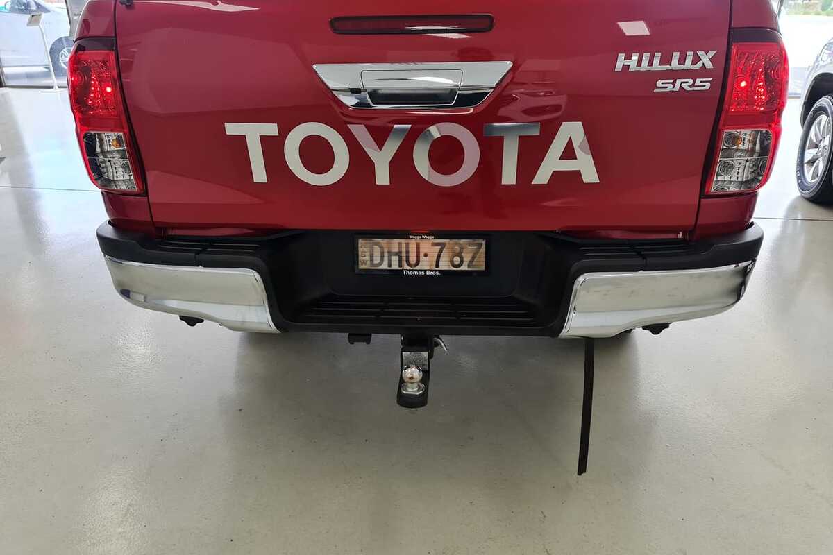 2016 Toyota HILUX SR5 GUN126R