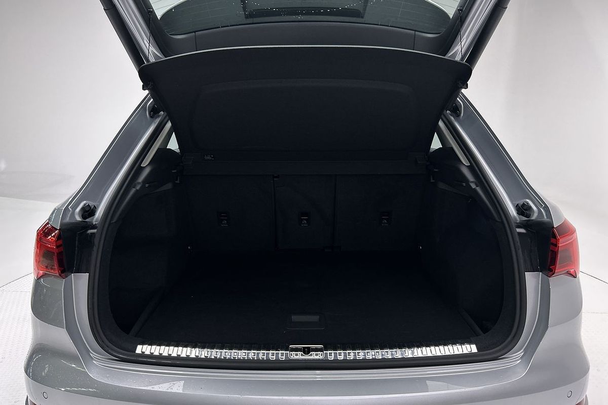 2021 Audi Q3 35 TFSI F3