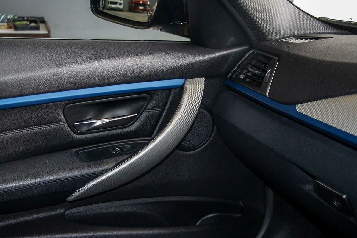 2016 BMW 3 Series 330i M Sport F30 LCI