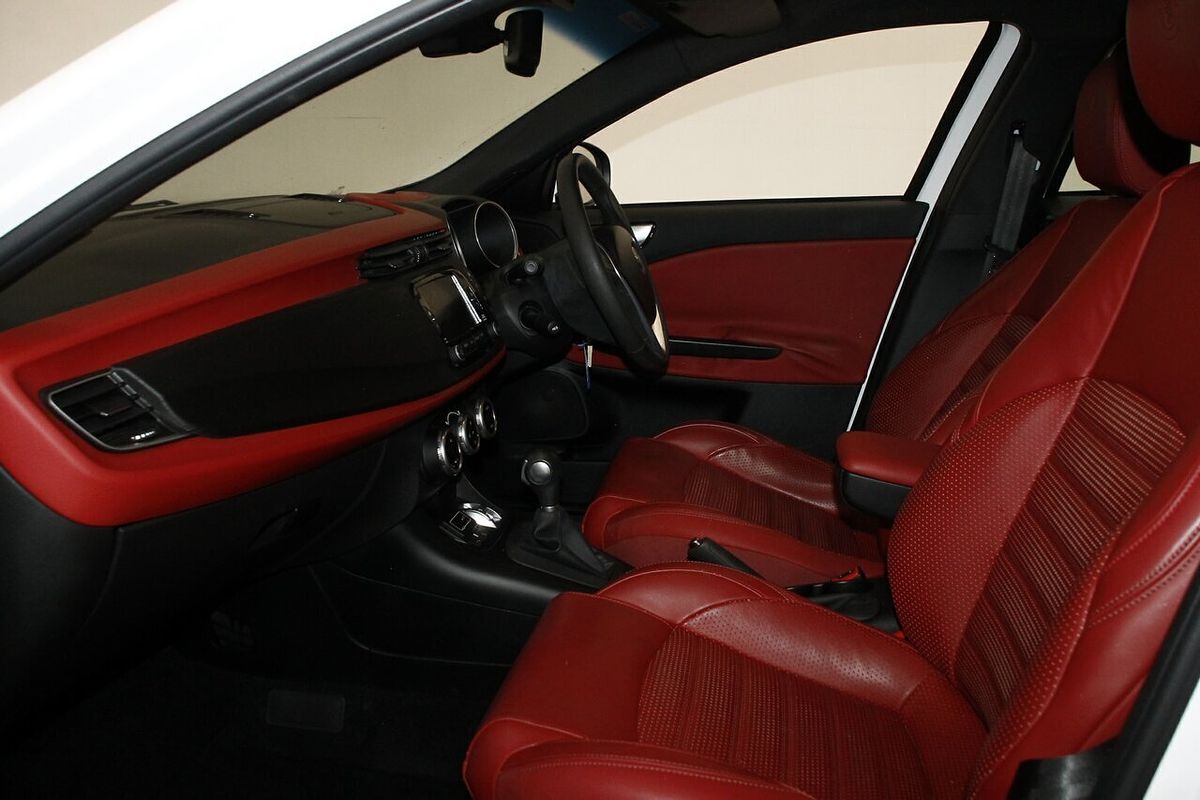 2018 Alfa Romeo Giulietta Super Series 2
