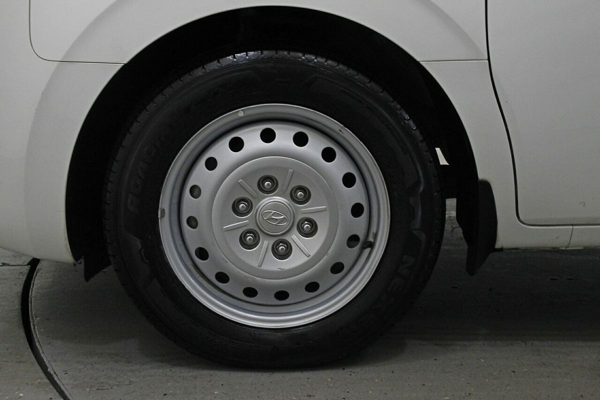 2023 Hyundai STARIA LOAD US4.V2