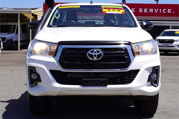 2019 Toyota Hilux SR GUN126R 4X4