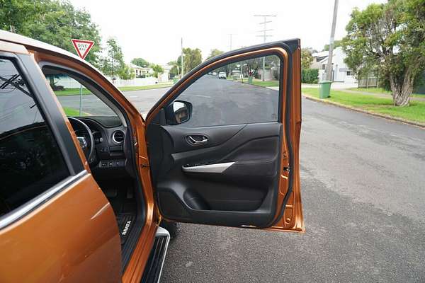 2015 Nissan Navara ST-X (4x4) NP300 D23 4X4