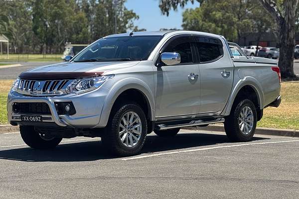 2015 Mitsubishi Triton Exceed MQ 4X4