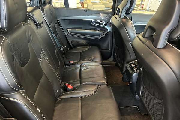 2017 Volvo XC90 T6 R-Design