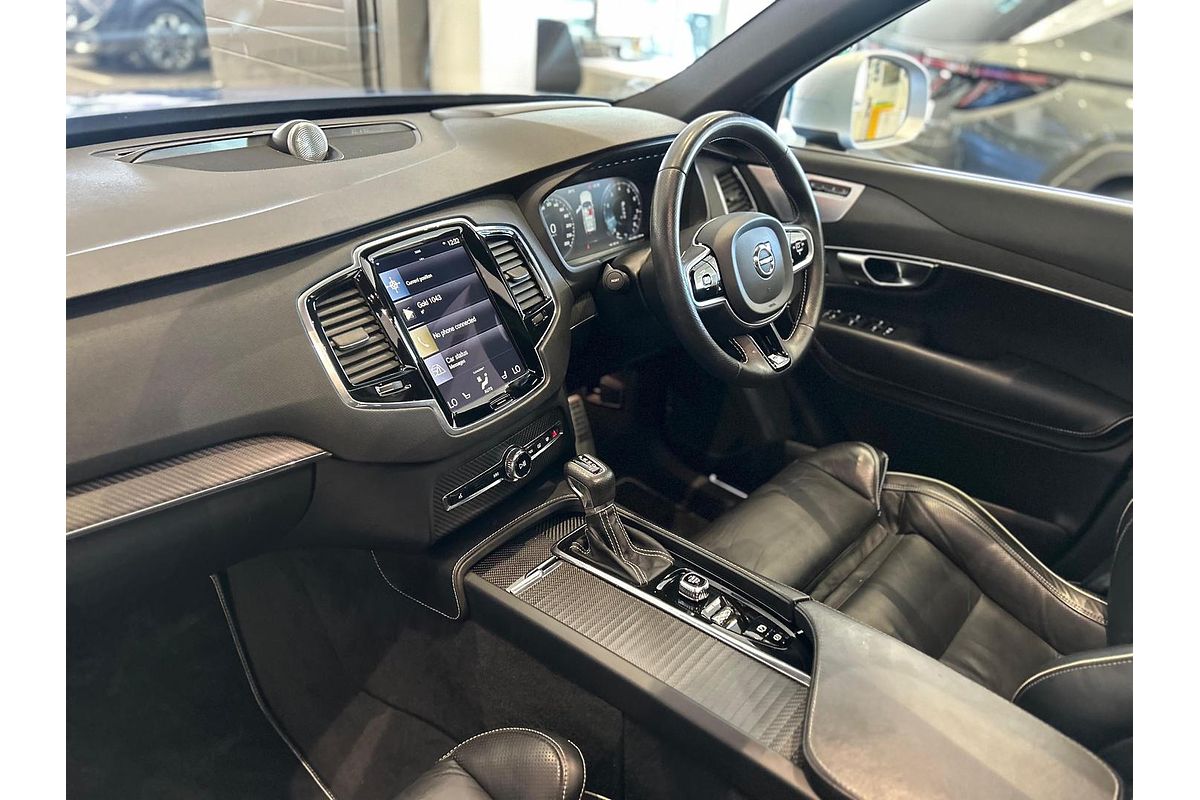 2017 Volvo XC90 T6 R-Design