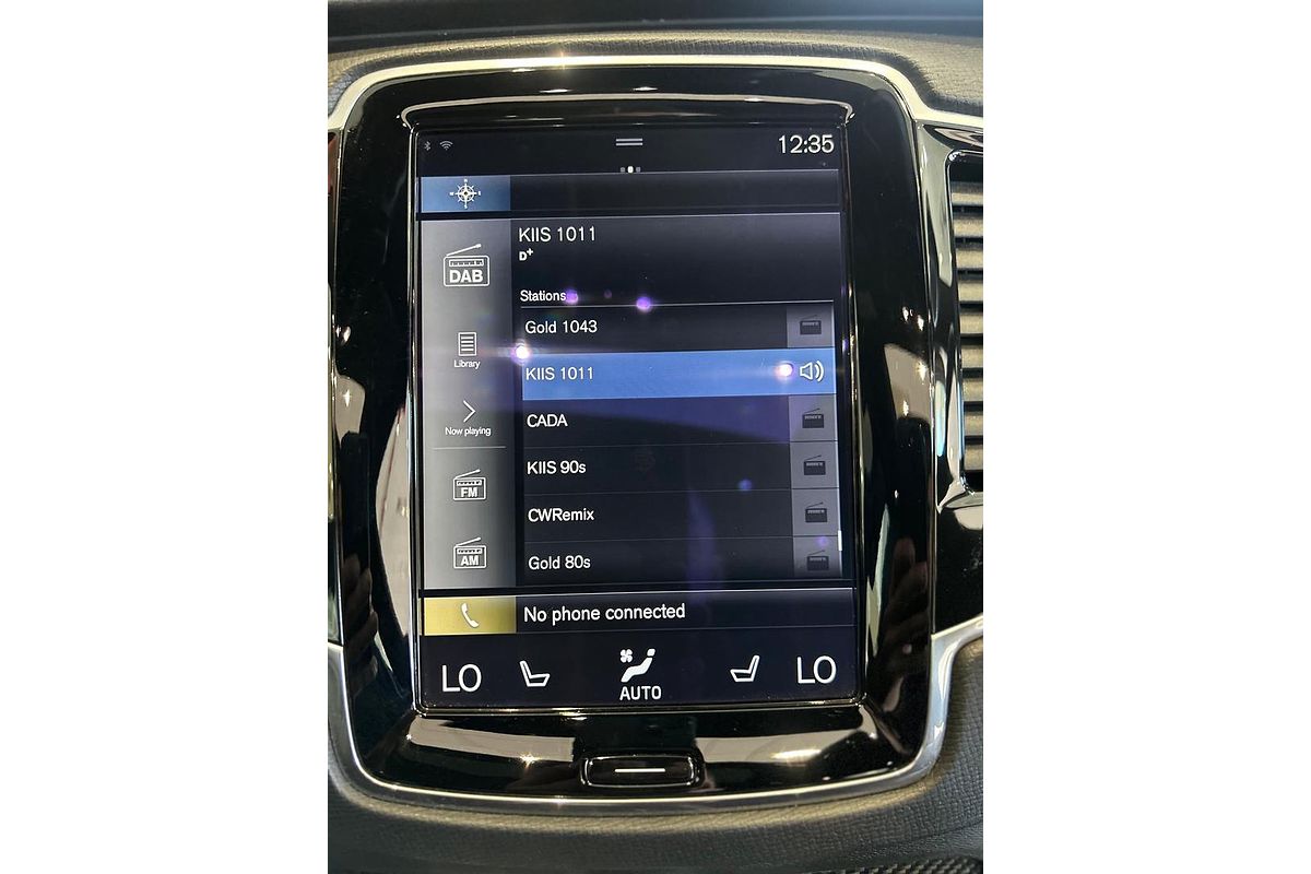 2017 Volvo XC90 T6 R-Design