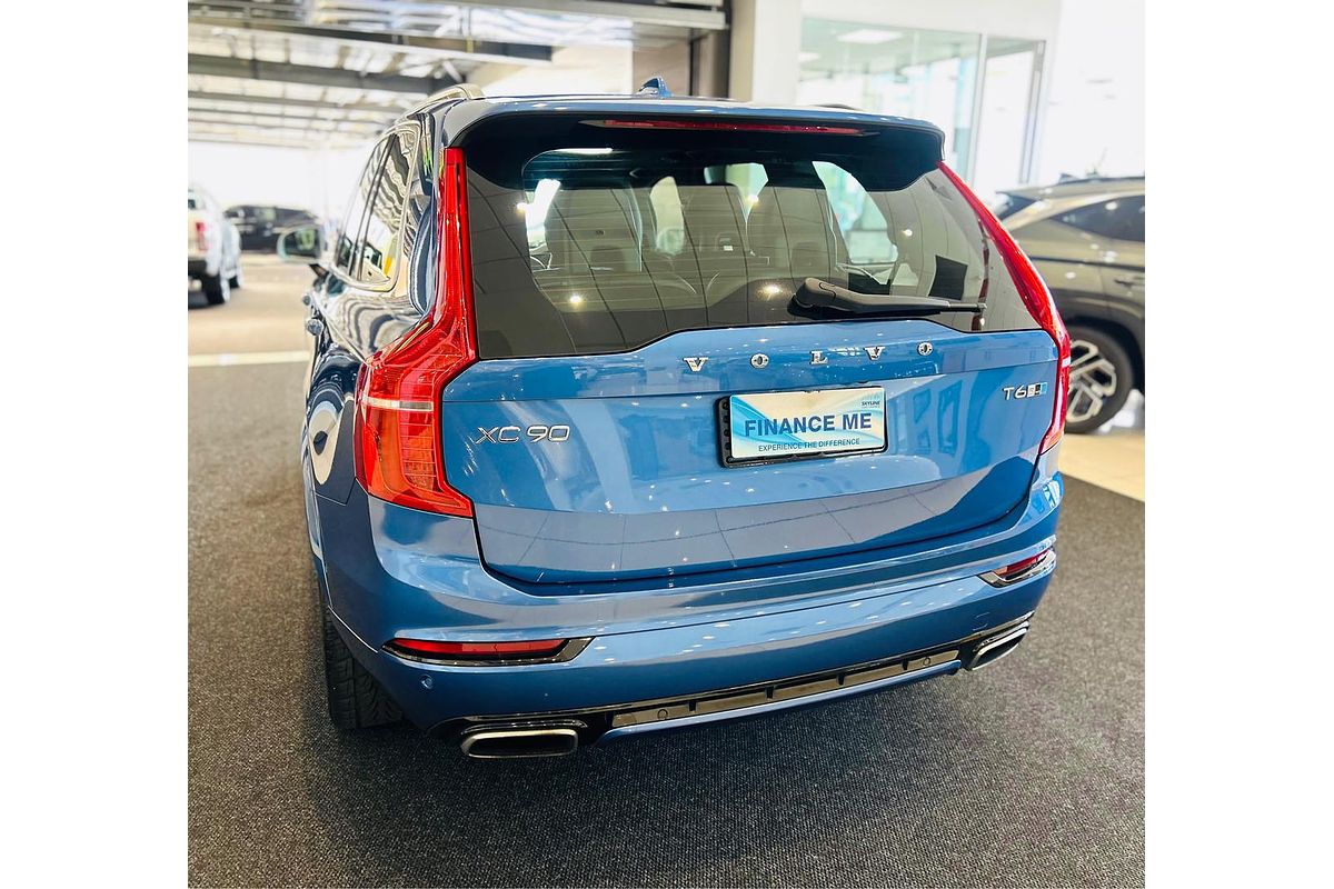 2017 Volvo XC90 T6 R-Design