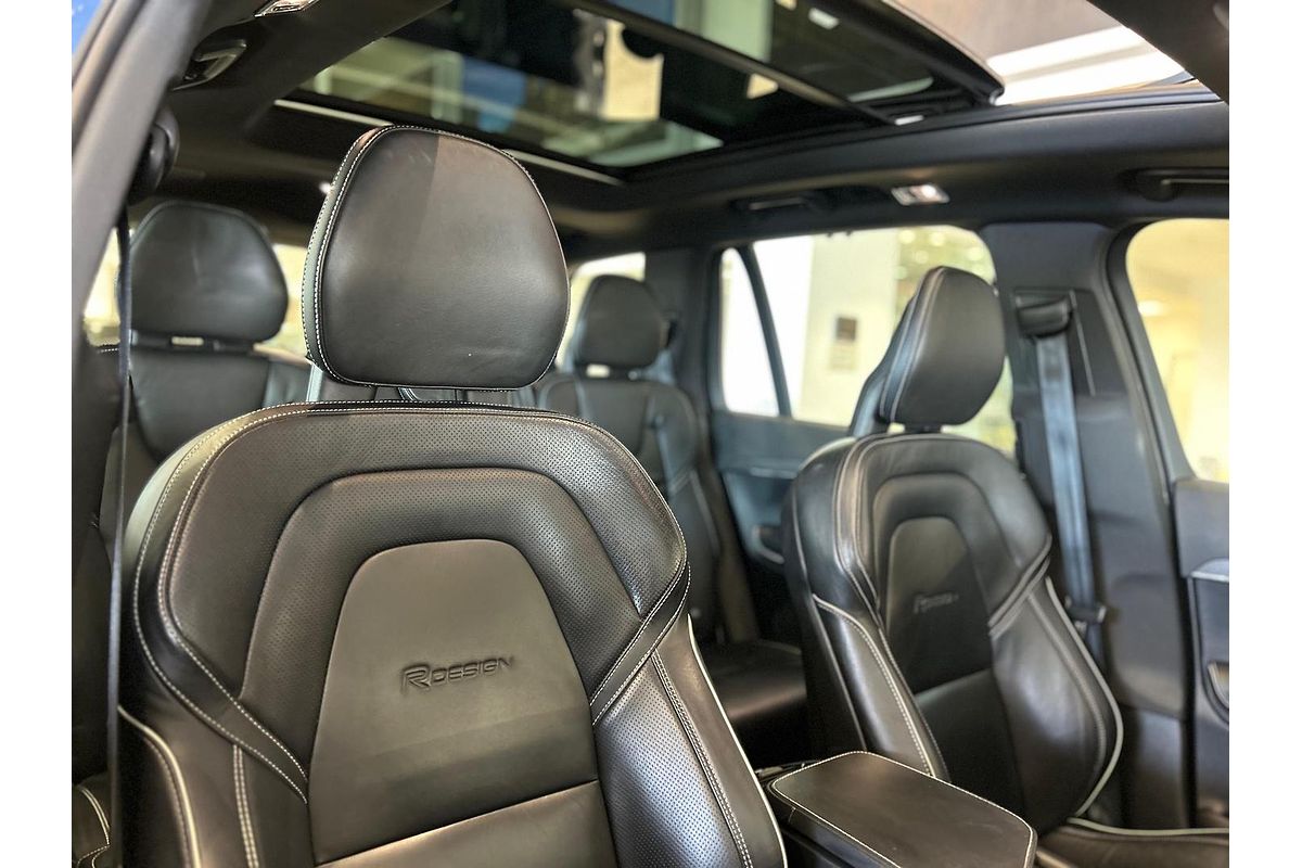 2017 Volvo XC90 T6 R-Design