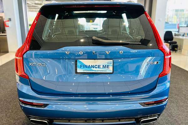 2017 Volvo XC90 T6 R-Design