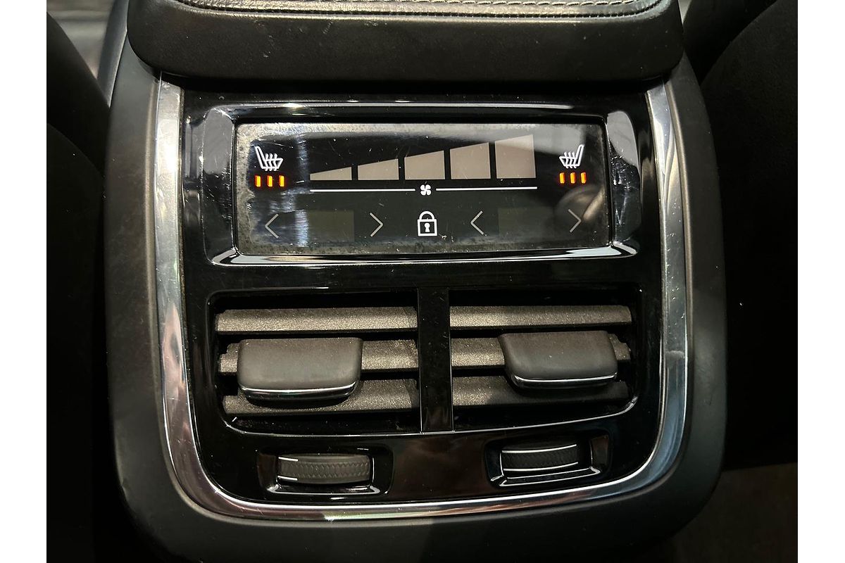 2017 Volvo XC90 T6 R-Design