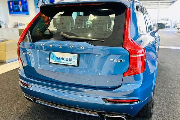 2017 Volvo XC90 T6 R-Design