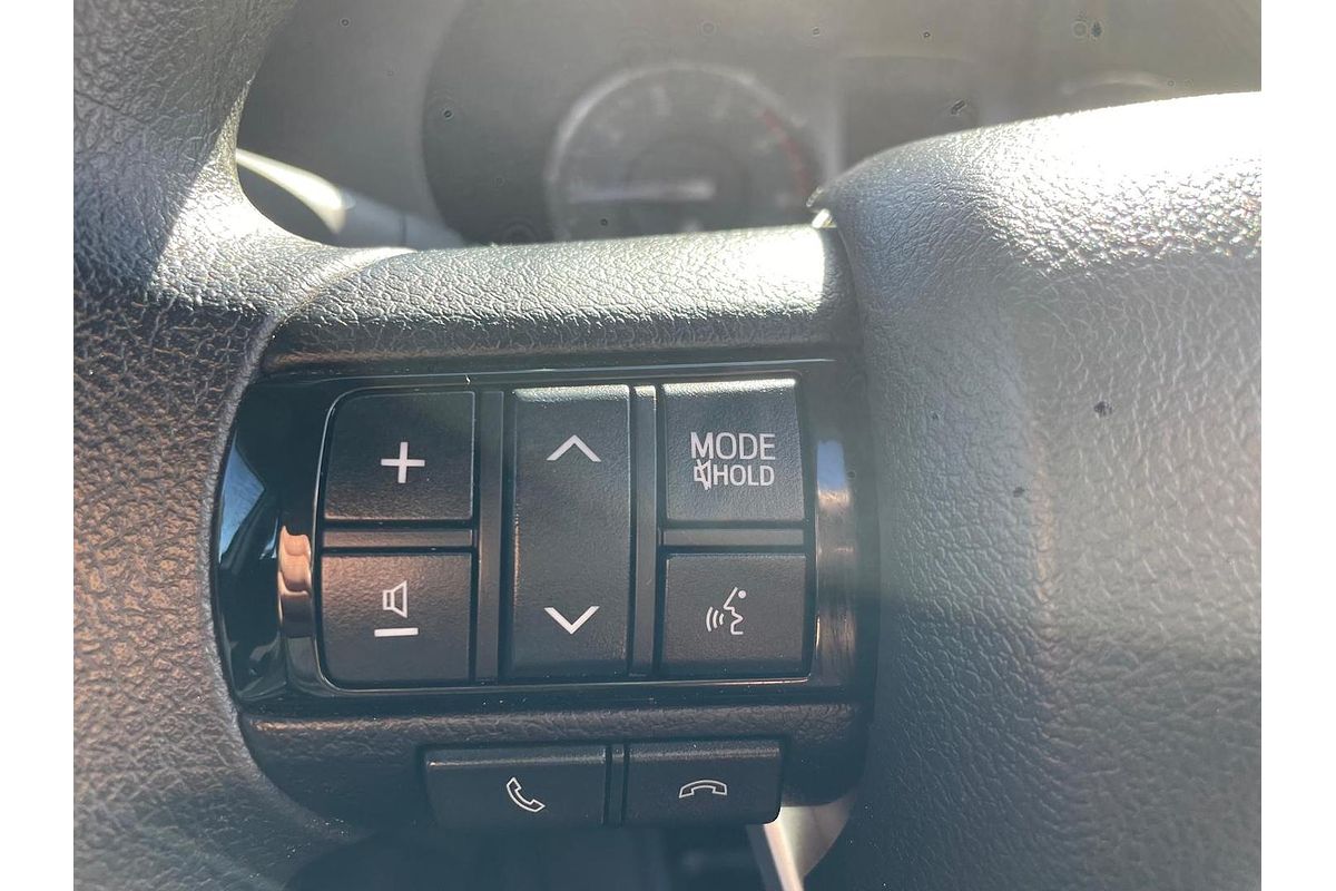 2024 Toyota Hilux SR GUN126R 4X4