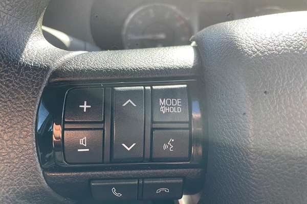 2024 Toyota Hilux SR GUN126R 4X4