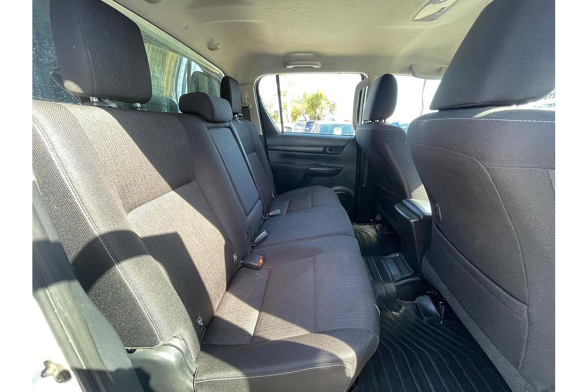 2024 Toyota Hilux SR GUN126R 4X4
