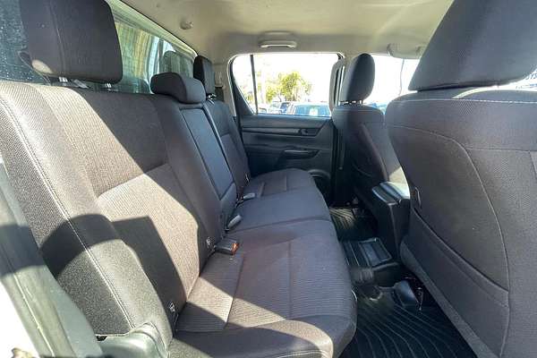 2024 Toyota Hilux SR GUN126R 4X4