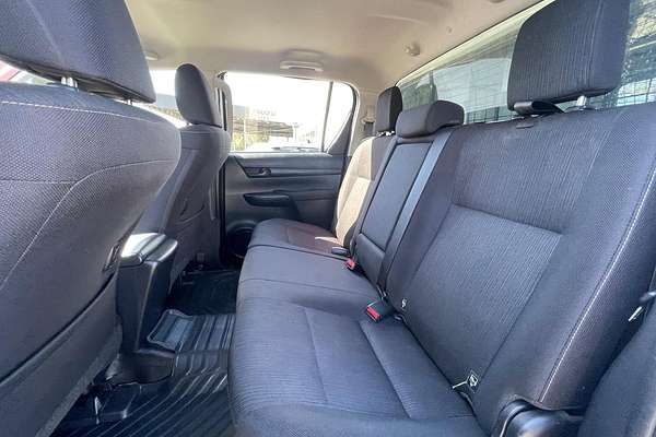 2024 Toyota Hilux SR GUN126R 4X4
