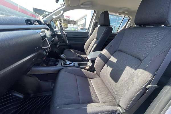 2024 Toyota Hilux SR GUN126R 4X4