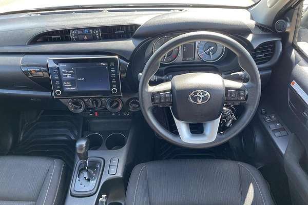 2024 Toyota Hilux SR GUN126R 4X4