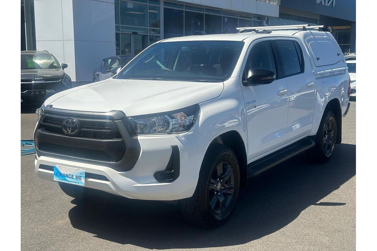 2024 Toyota Hilux SR GUN126R 4X4