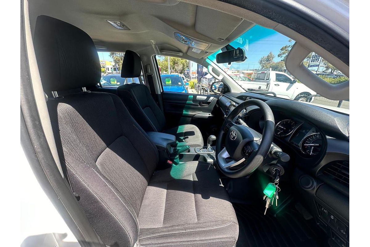 2024 Toyota Hilux SR GUN126R 4X4