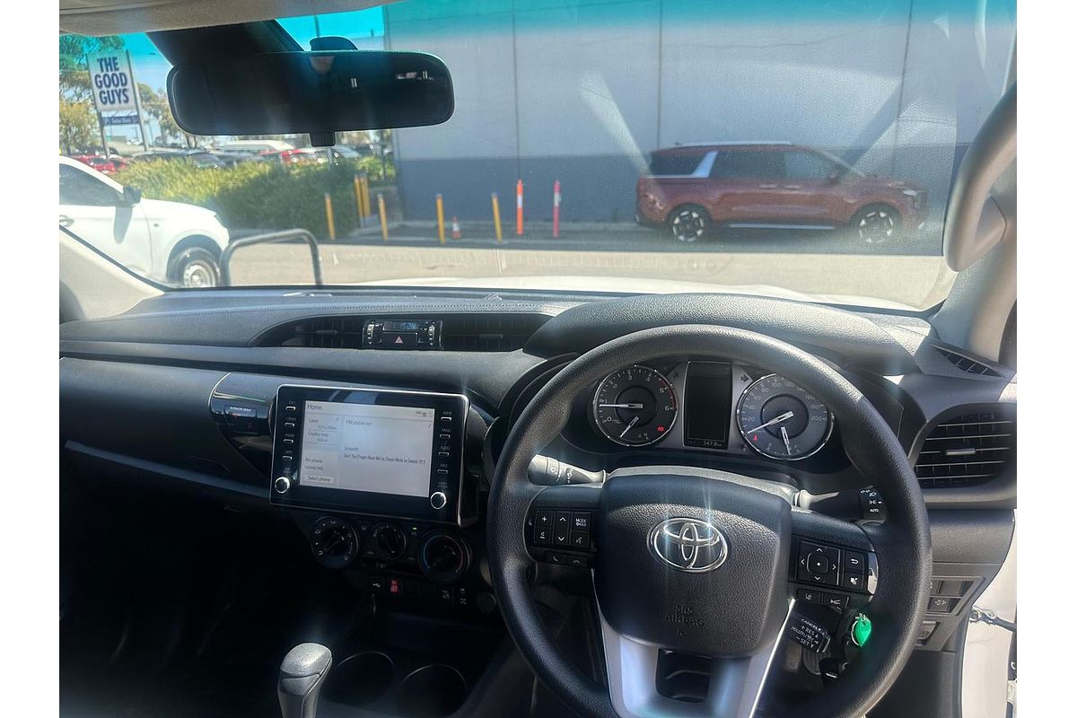 2024 Toyota Hilux SR GUN126R 4X4